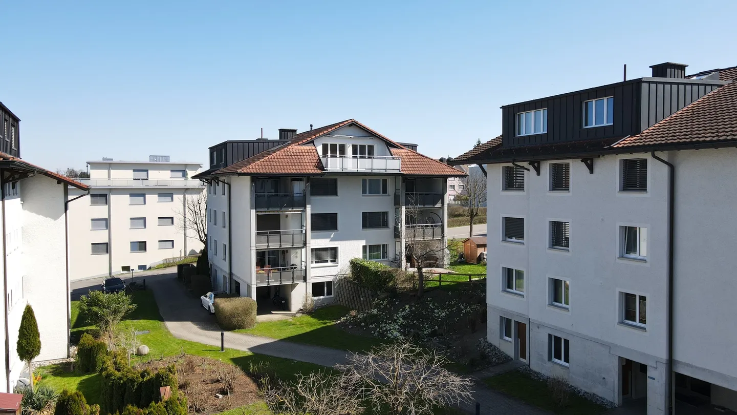 Your living happiness under the roof - bright, stylish, with a view - Photo 9 of 11