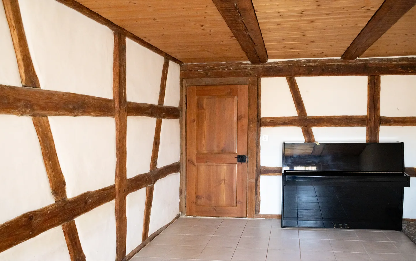 Living with Charm in Himmelrich - Photo 4 of 11