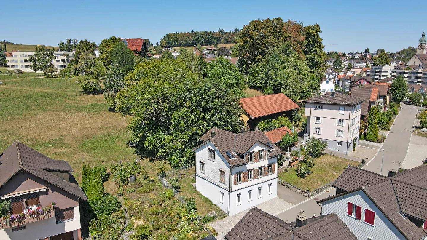 Charmantes Einfamilienhaus mit Potenzial an ruhiger Lage - Foto 1 di 13