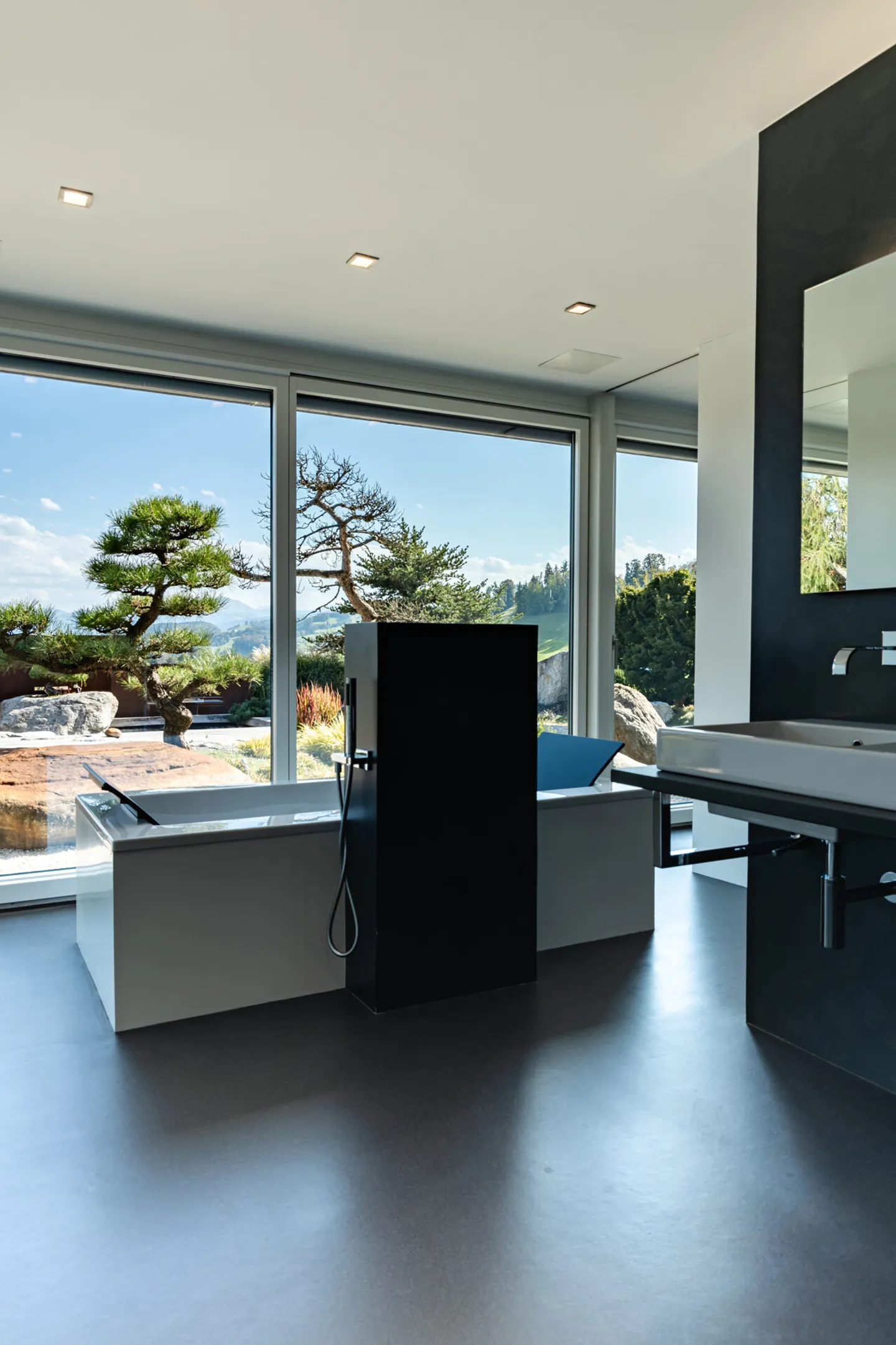Exklusive Villa mit japanischem Garten & Weitblick - Photo 6 of 13