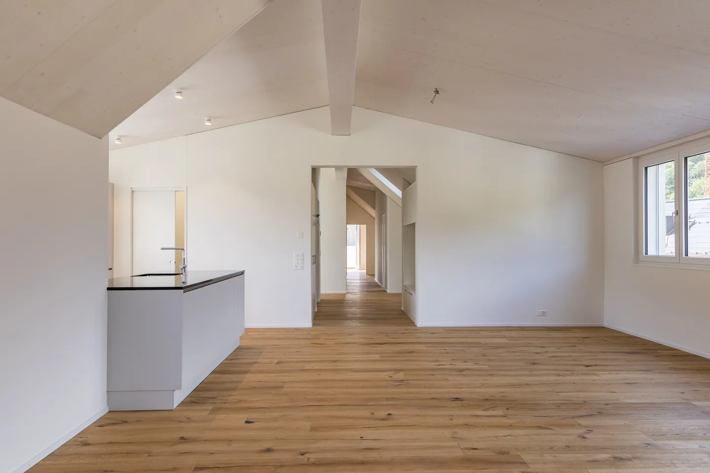 Modern Penthouse: Your Retreat in Rural Surroundings - Photo 3 of 10