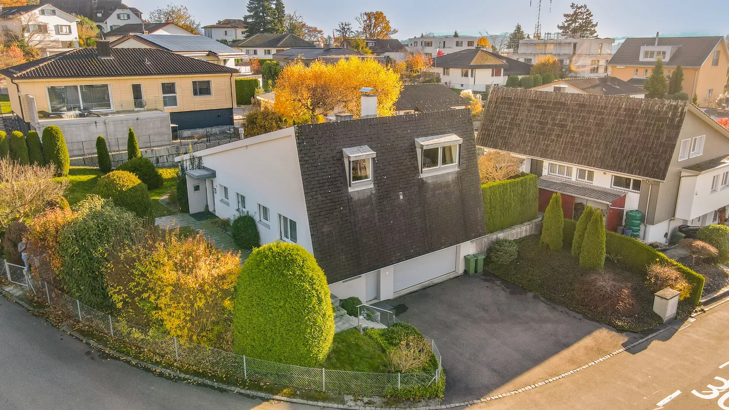 Vivere con comfort in una posizione soleggiata - Foto 8 di 9