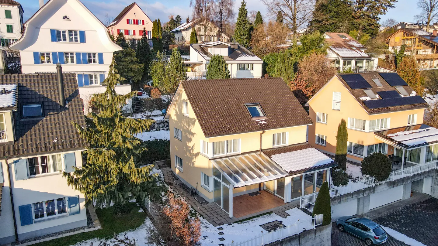 Eigenheim mit Stil  ruhig und sonnig - Foto 1 von 10