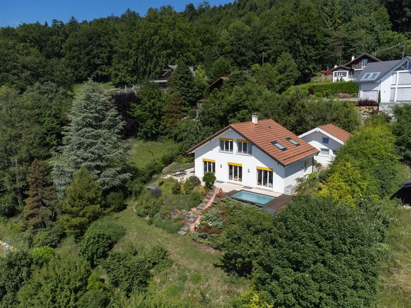 Panoramablick auf den See und die Alpen, ruhig und ohne direkte Nachbarn - Foto 1 von 13