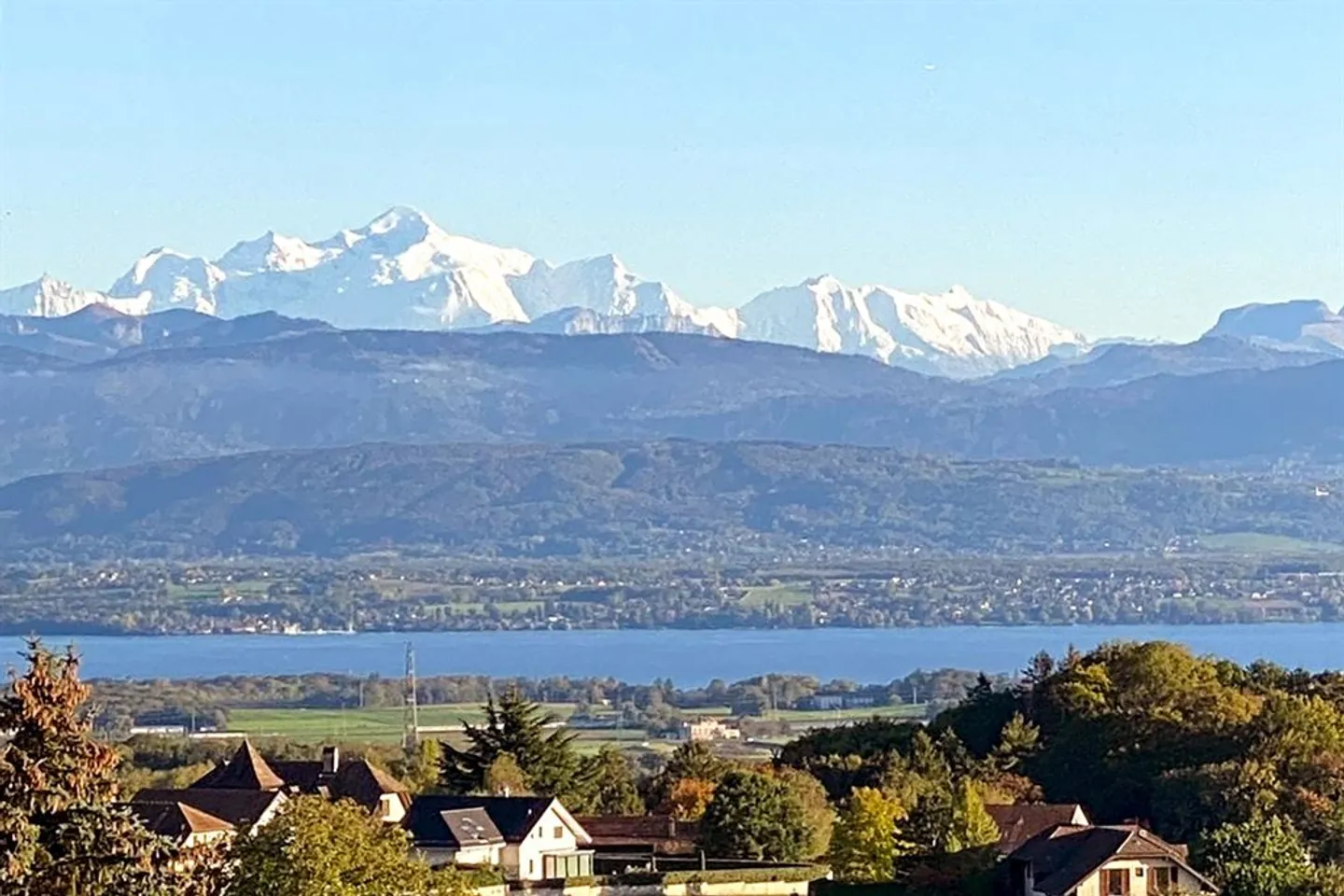 Wunderschöne individuelle Villa von 2024 mit Panoramablick - Foto 4 von 11