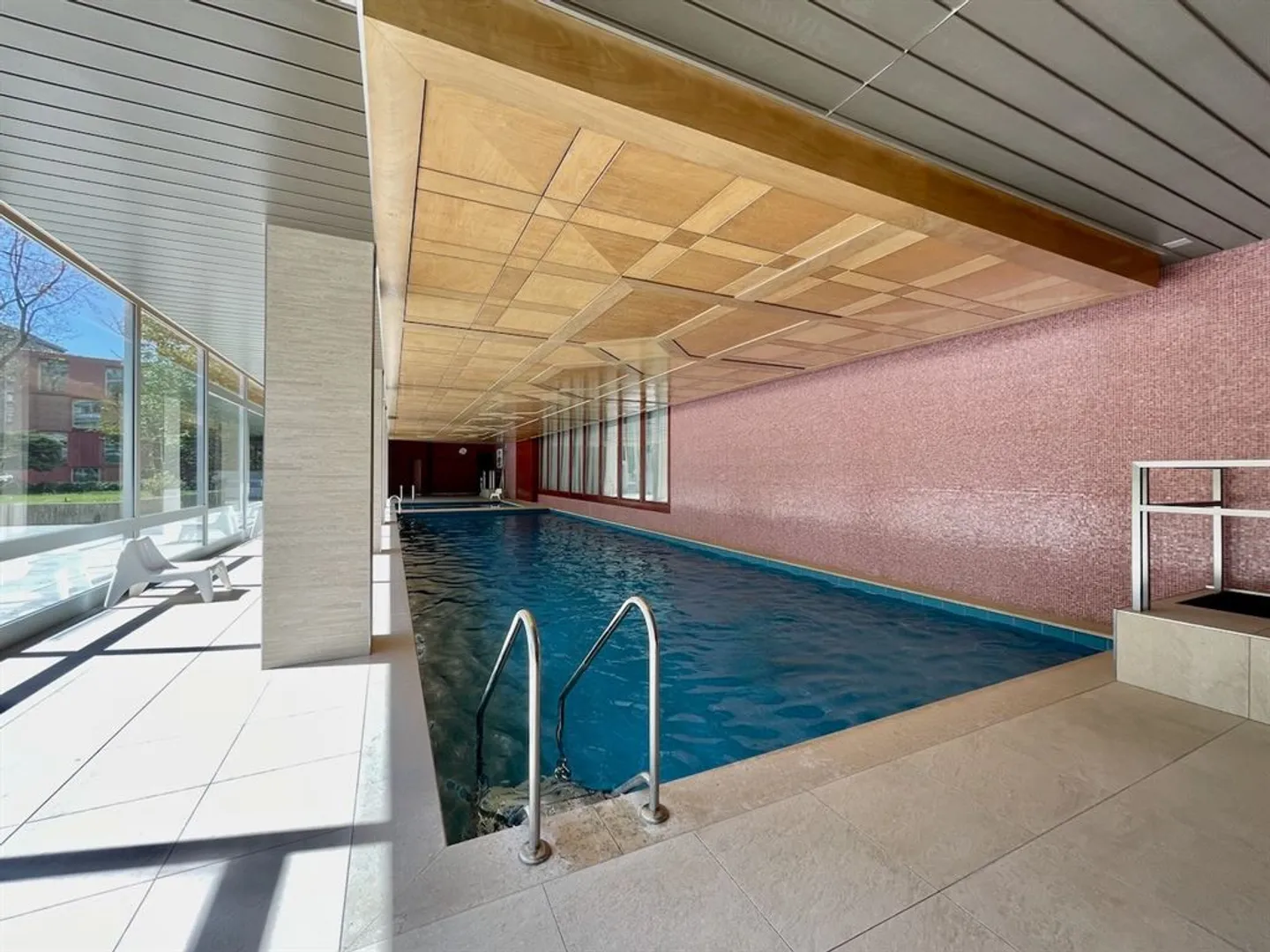 Residenza di lusso con piscina - Ideale per primo acquisto o investimento - Foto 9 di 9