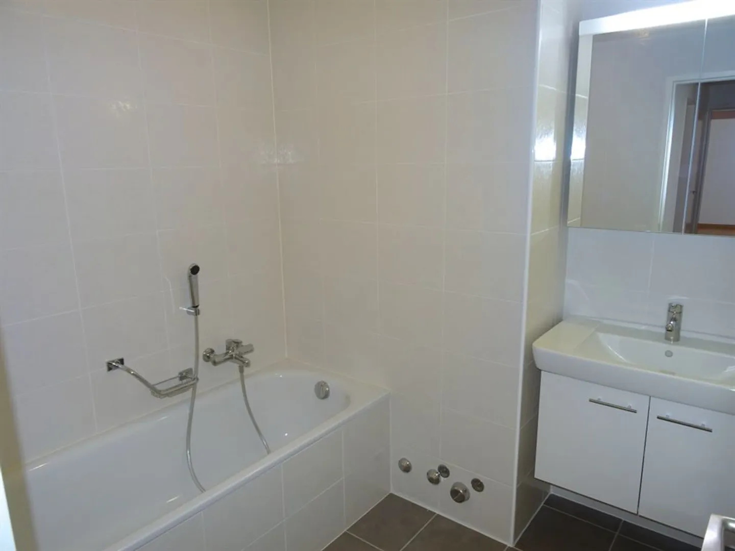 Residenza di lusso con piscina - Ideale per primo acquisto o investimento - Foto 8 di 9