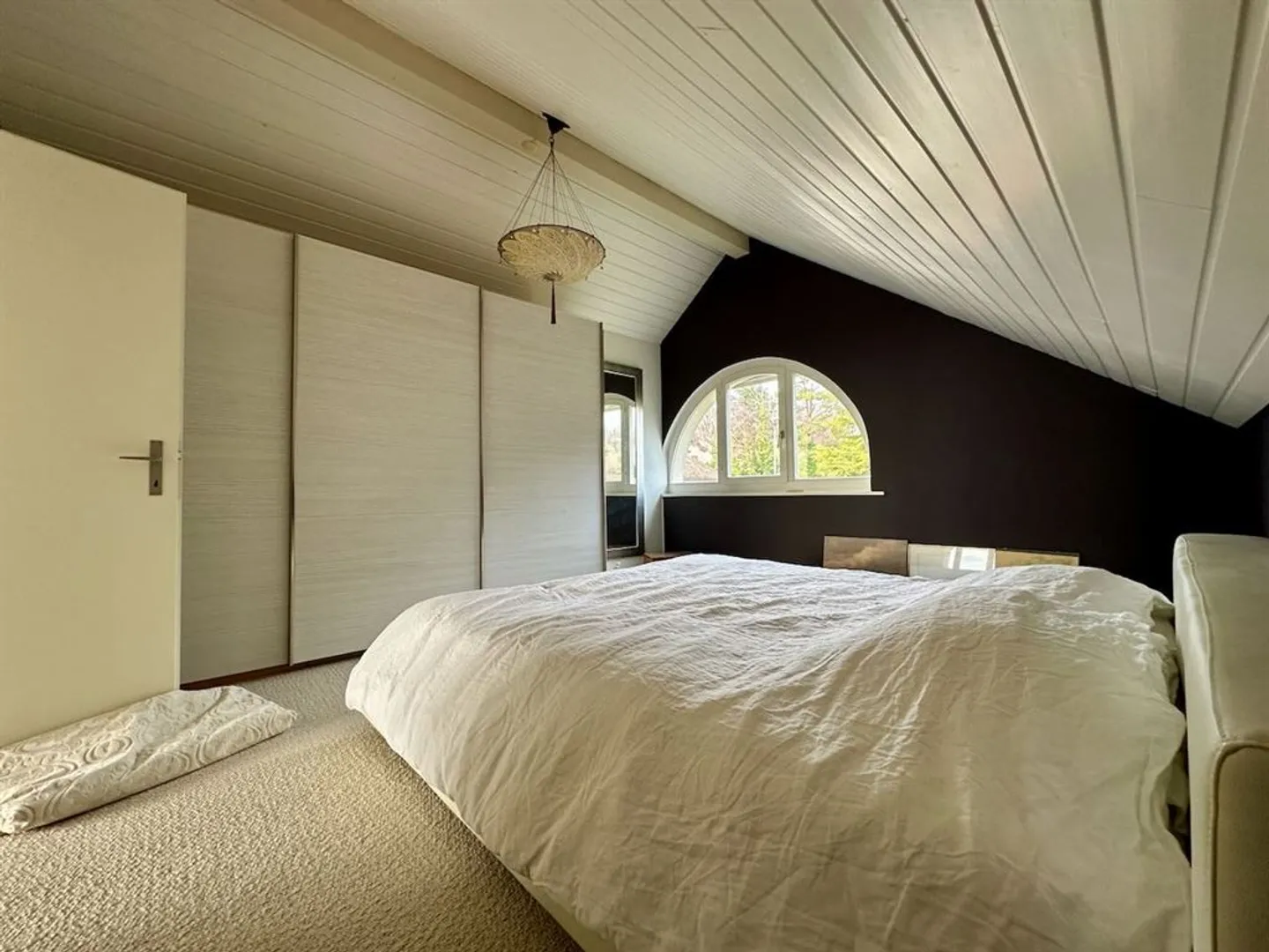 Duplex in the heart of Begnins with a view of the Alps - Photo 5 of 8