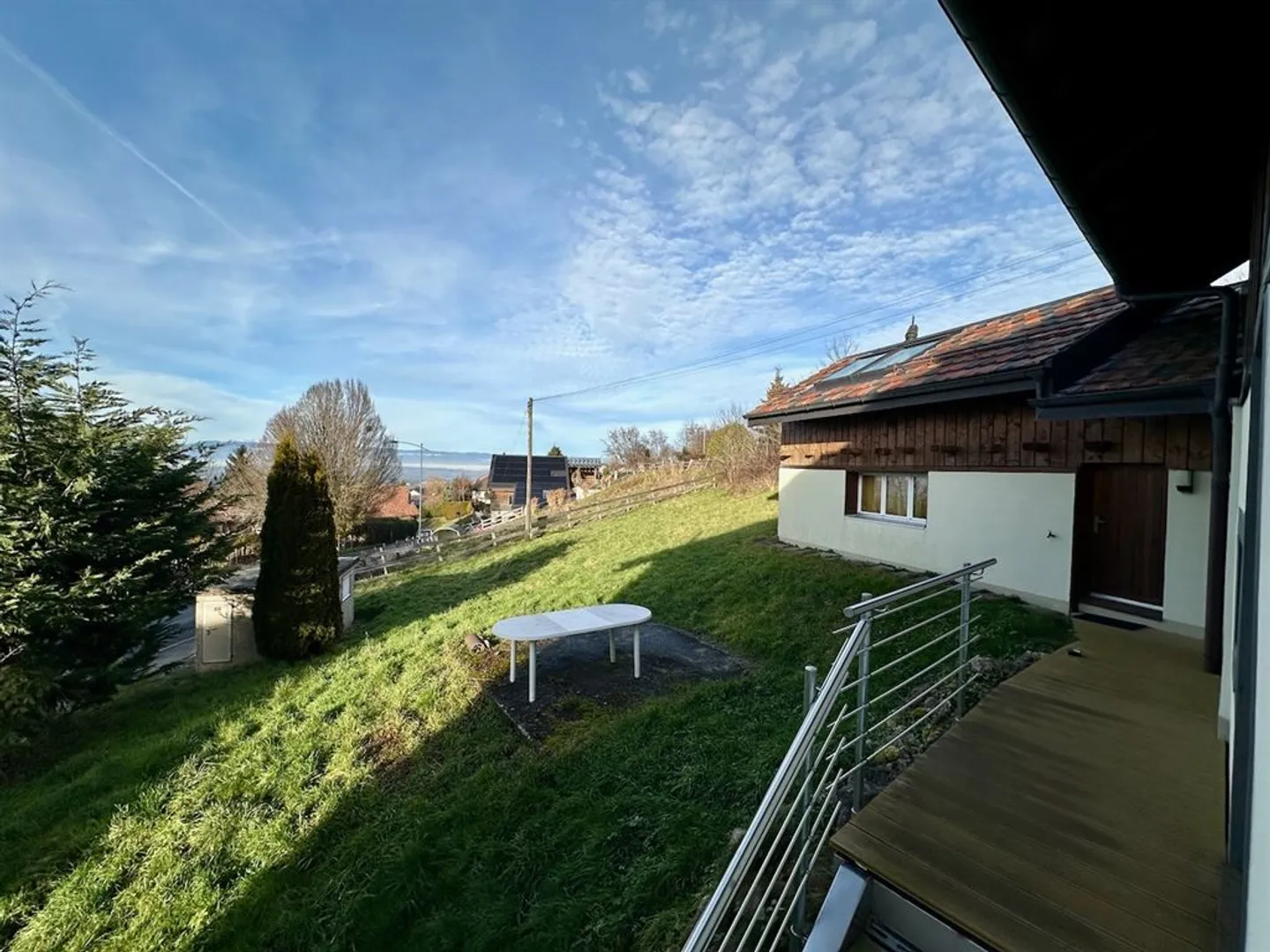 Renovierte Bauernhaus im Herzen von Gros de Vaud, 15 Minuten von Lausanne entfernt - Foto 3 von 13