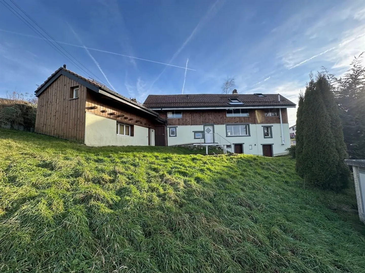 Renovierte Bauernhof im Herzen von Gros de Vaud, 15 Minuten von Lausanne entfernt - Foto 1 von 13