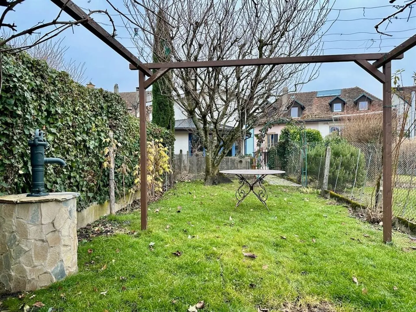 Charming village house in the heart of Begnins - Photo 10 of 10