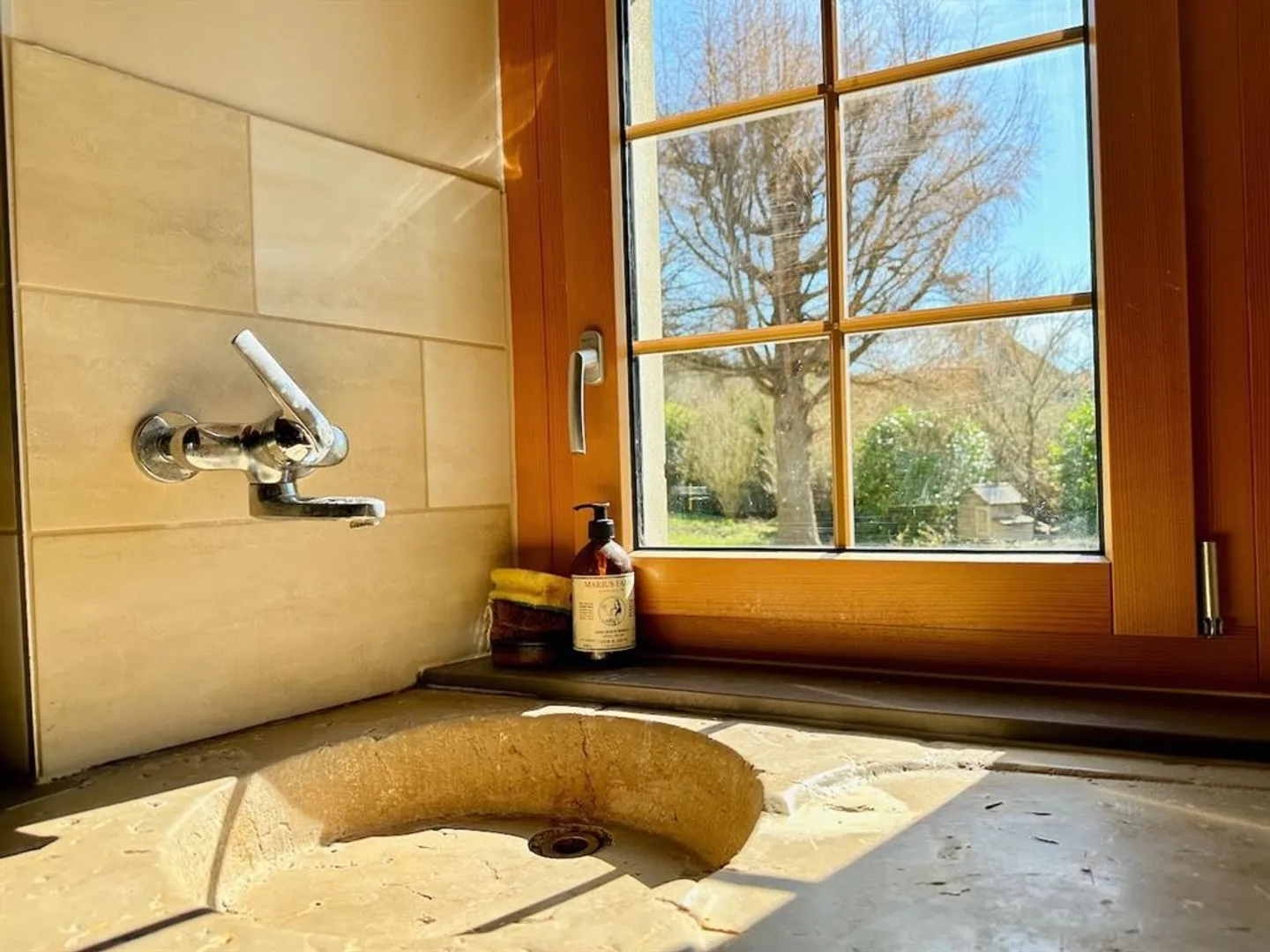 Ferme rénovée de caractère - Photo 4 sur 10