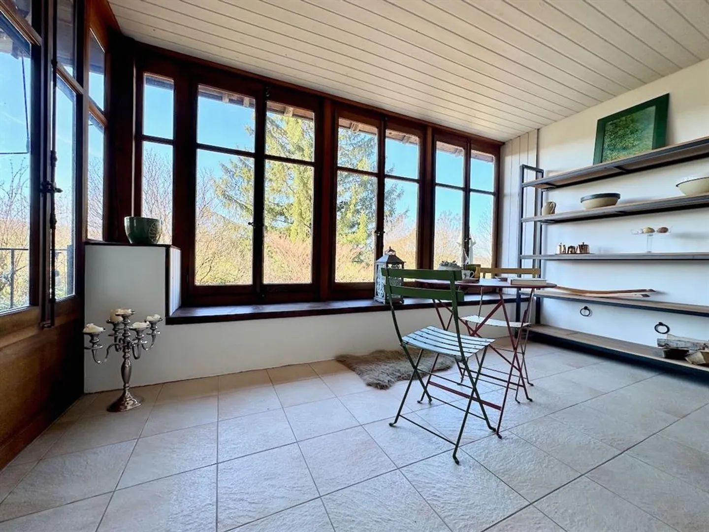 Character renovated farm with 2,900 m² of land and great potential - Photo 7 of 13