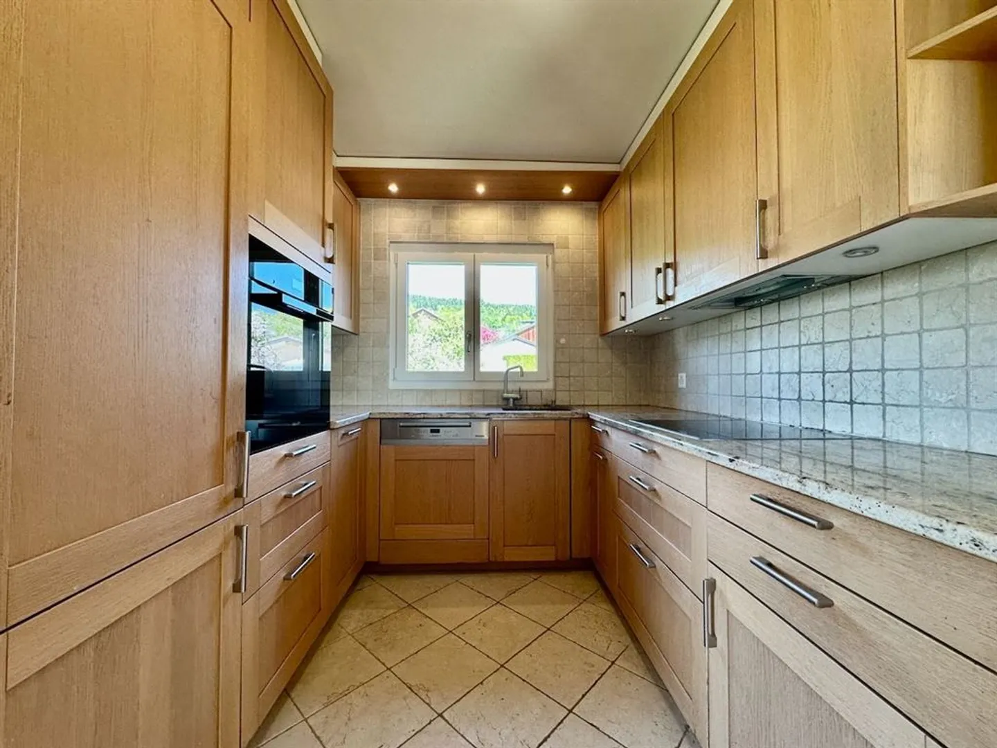 Chalet Charmant Près du Centre - Photo 4 sur 7