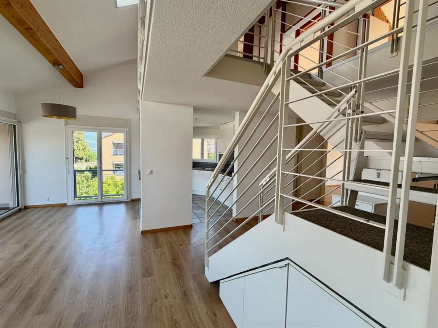 Grand duplex attico con 5 camere da letto - Foto 1 di 11