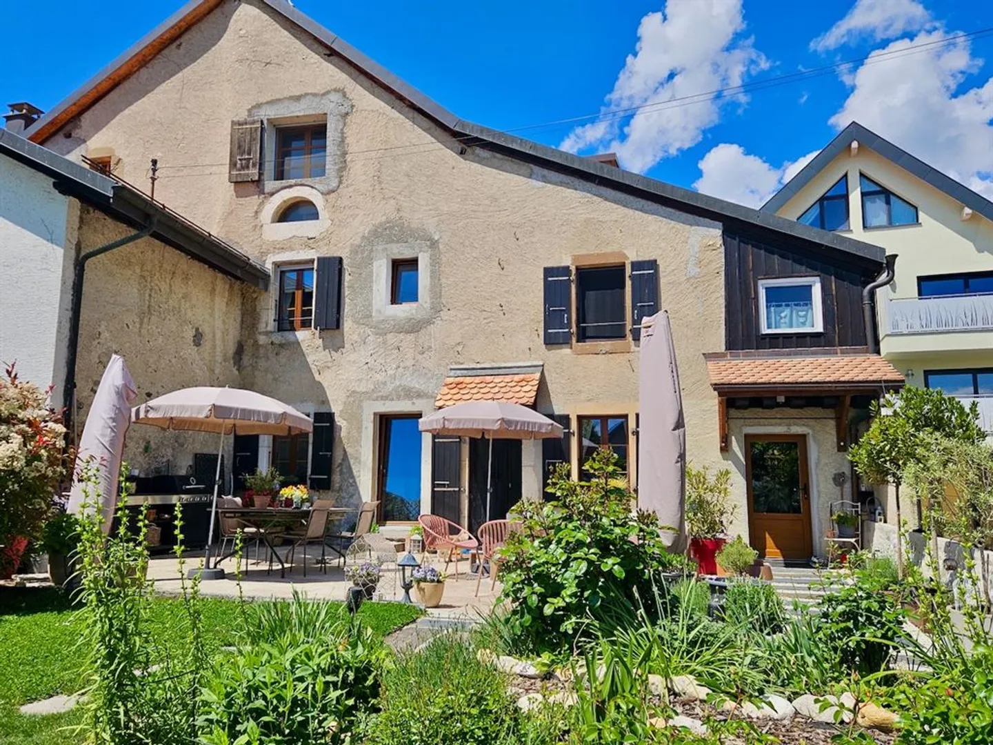 Charming renovated village house - Photo 2 of 13