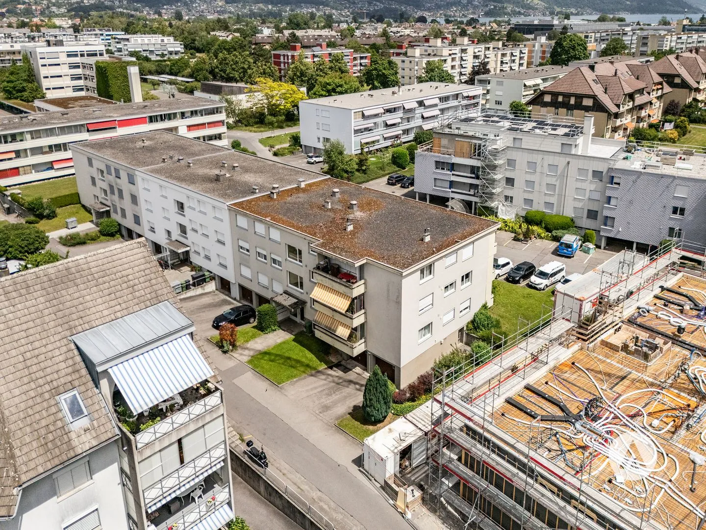Immeuble multifamilial entièrement loué avec potentiel de développement - Photo 4 sur 13