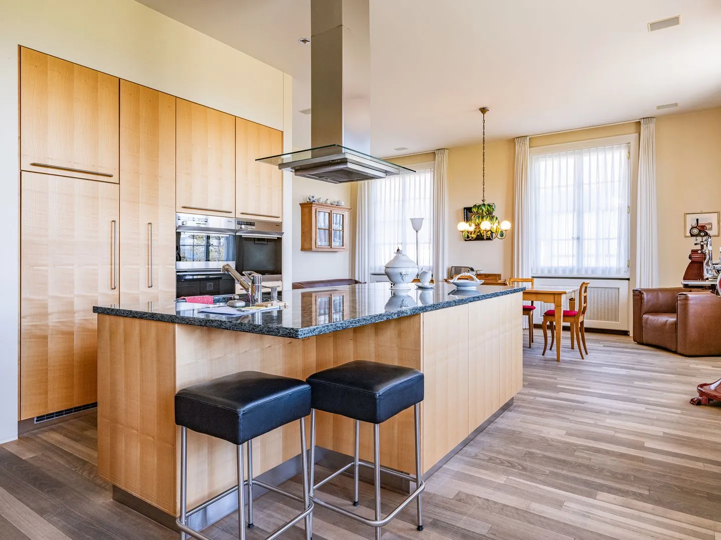 Königlich leben: Landhausvilla mit Bauparzelle - Foto 9 di 13