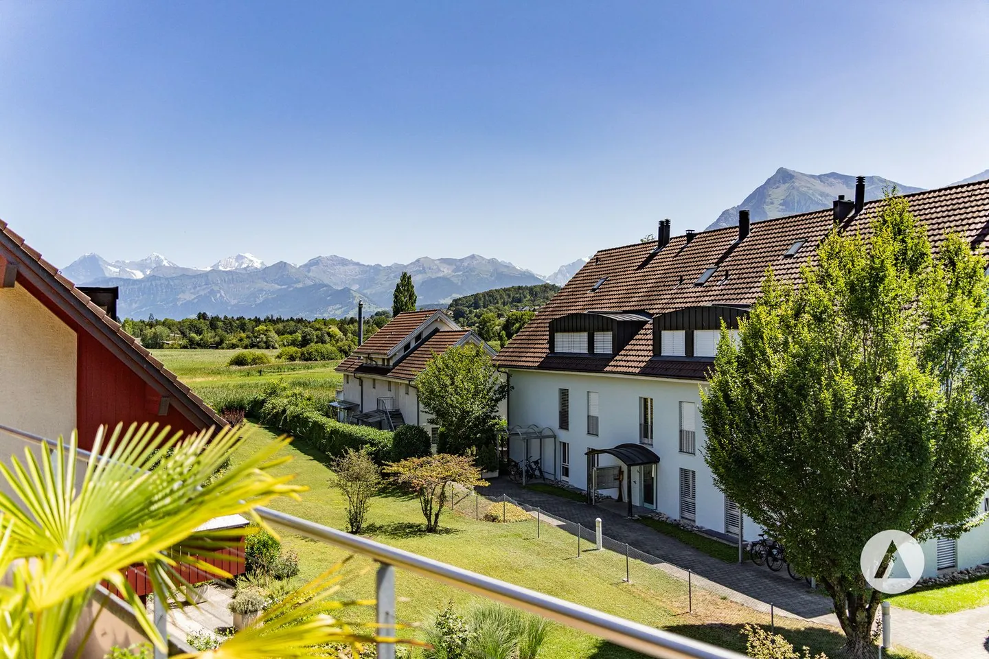 Vivere a contatto con la natura alle porte della città di Thun - Foto 3 di 13
