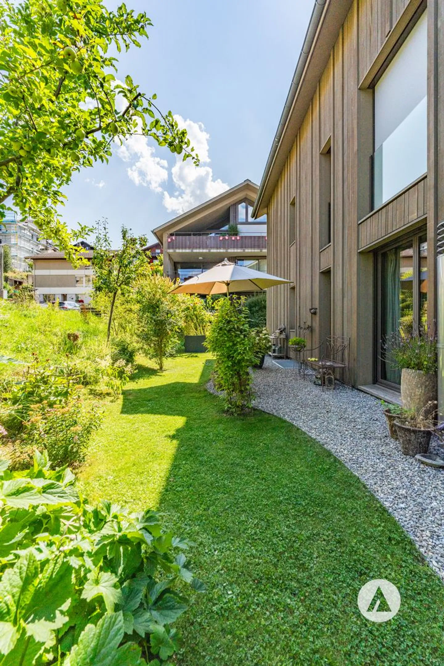 Modernes Wohnen mit Gartenoase in der Spiezer Bucht - Foto 7 di 13