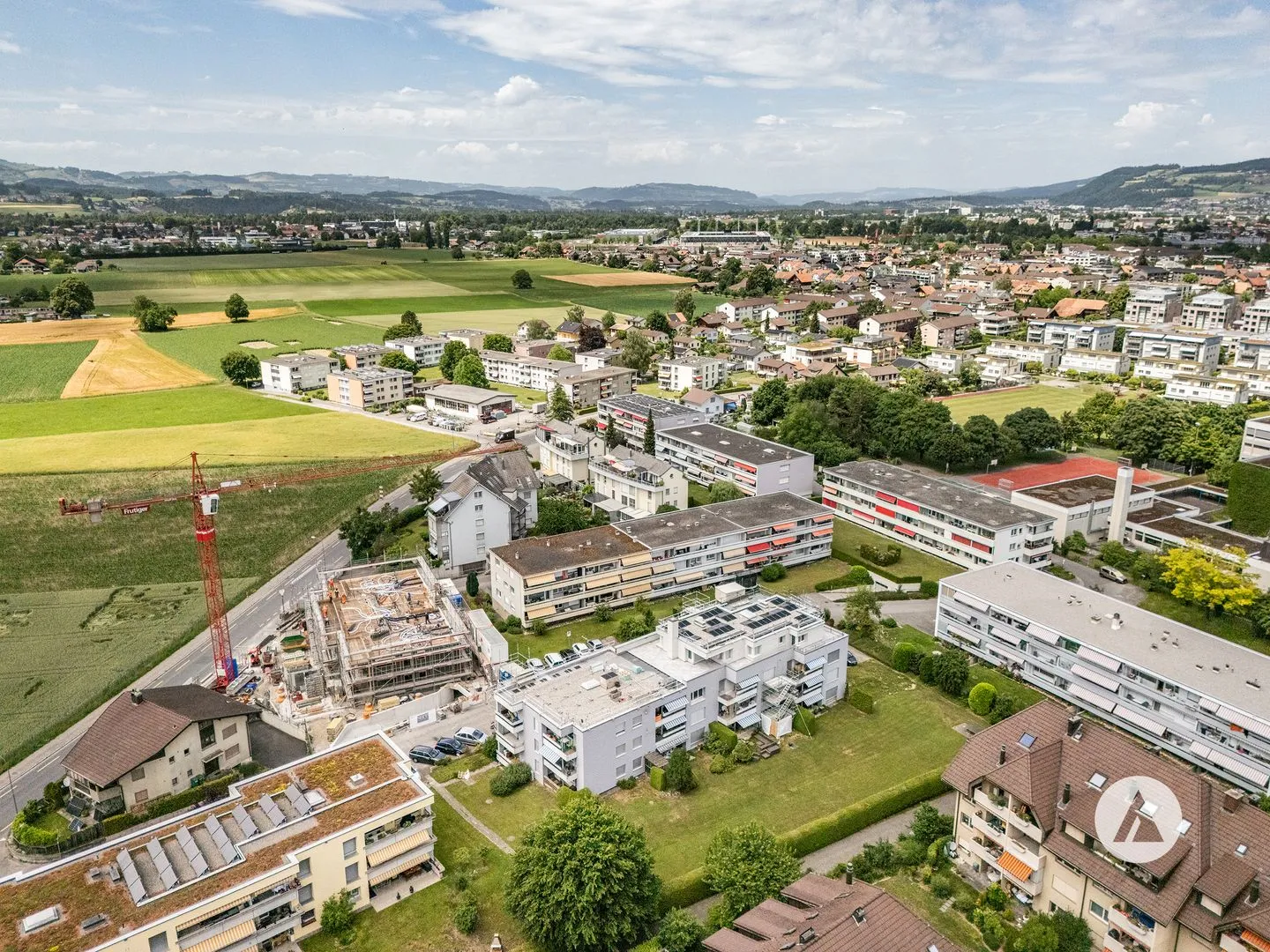 Immeuble multifamilial entièrement loué avec potentiel de développement - Photo 5 sur 13