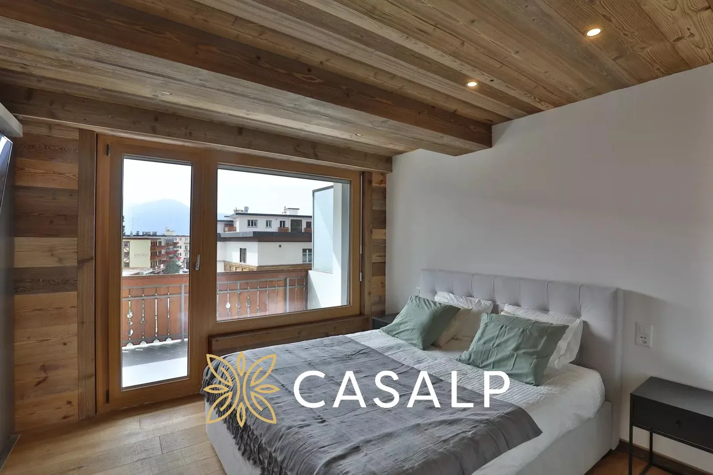Magnifique appartement de 4.5 pièces en PPE rénové au centre de Crans - Foto 11 von 13