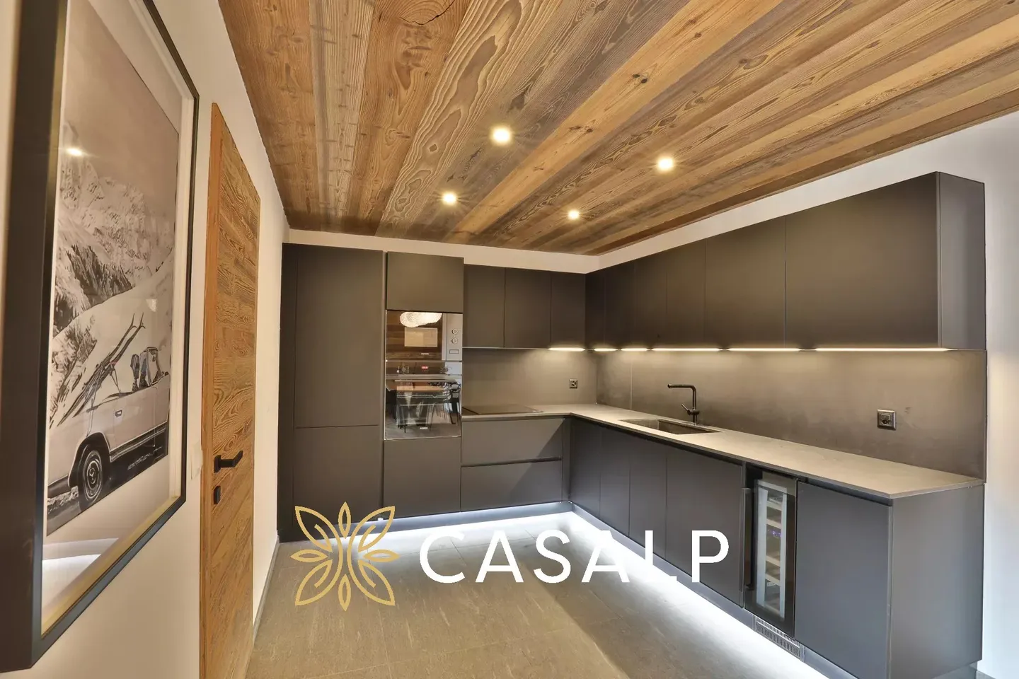 Magnifique appartement de 4.5 pièces en PPE rénové au centre de Crans - Foto 8 von 13