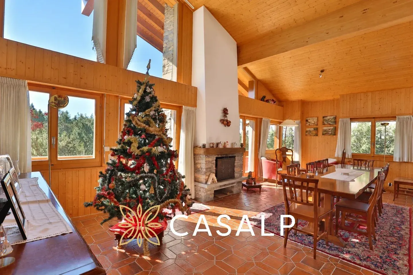 Magnificent chalet with landscaped garden in Crans - Photo 11 of 13