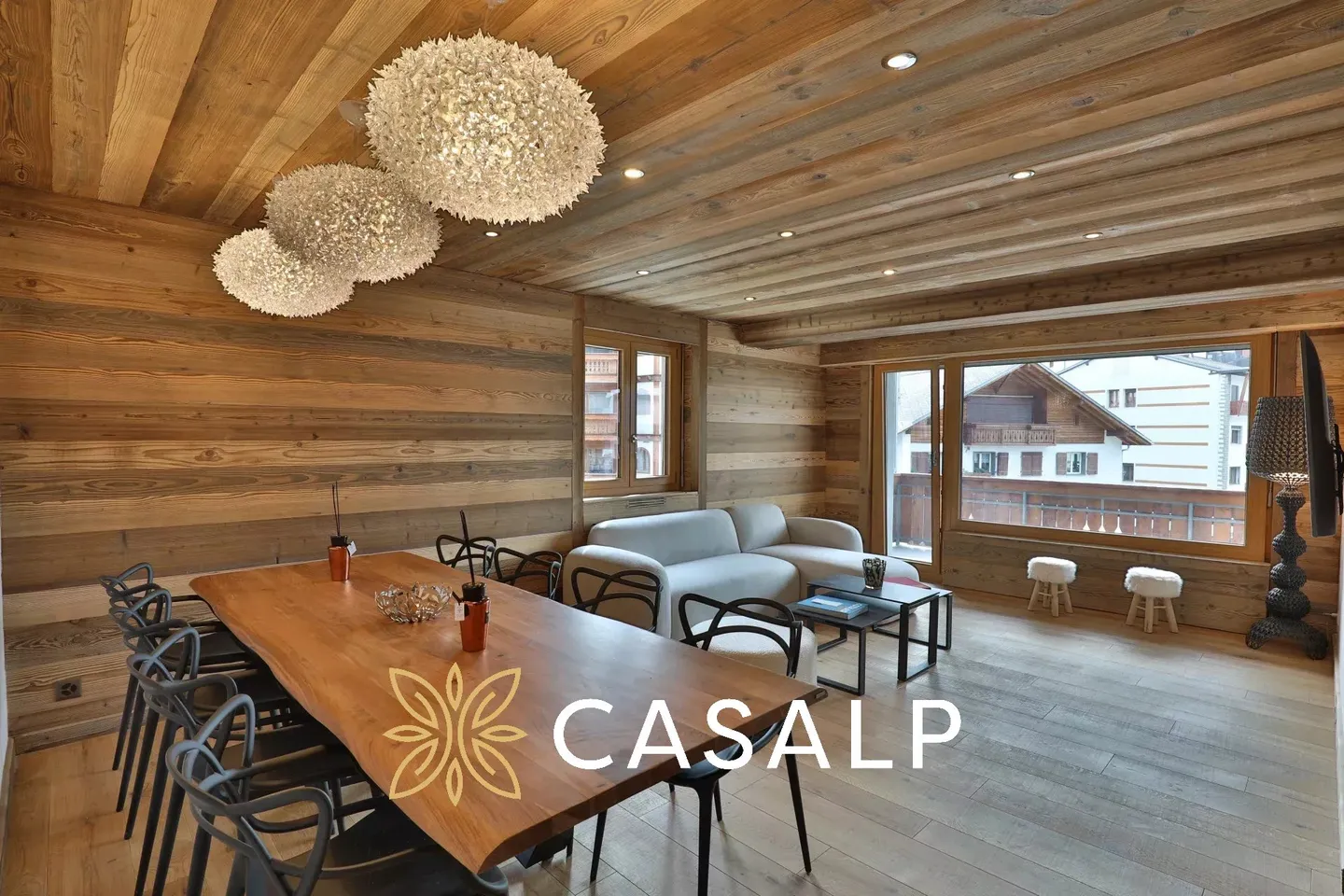 Magnifique appartement de 4.5 pièces en PPE rénové au centre de Crans - Foto 1 von 13