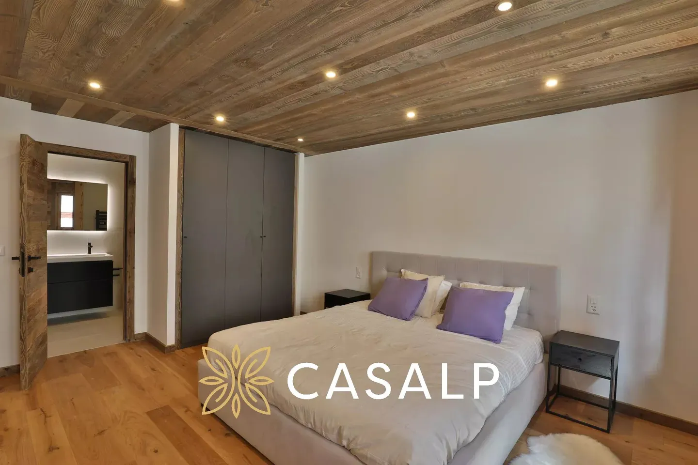 Magnifique appartement de 4.5 pièces en PPE rénové au centre de Crans - Foto 9 von 13