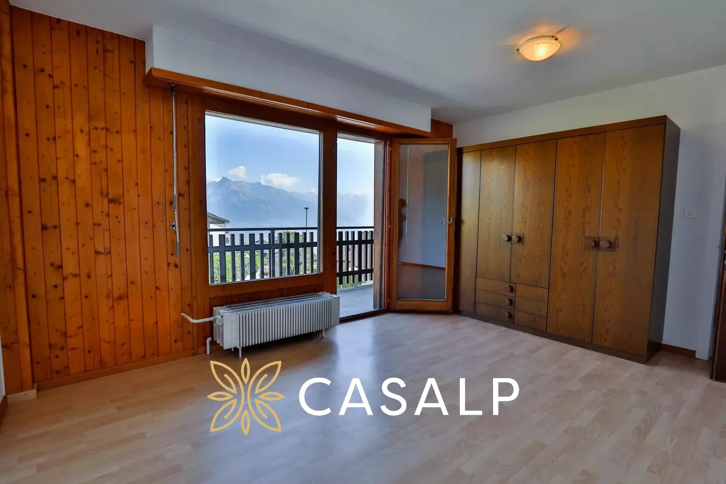 Geräumige 4,5-Zimmer-Wohnung mit Garten - Foto 2 von 13
