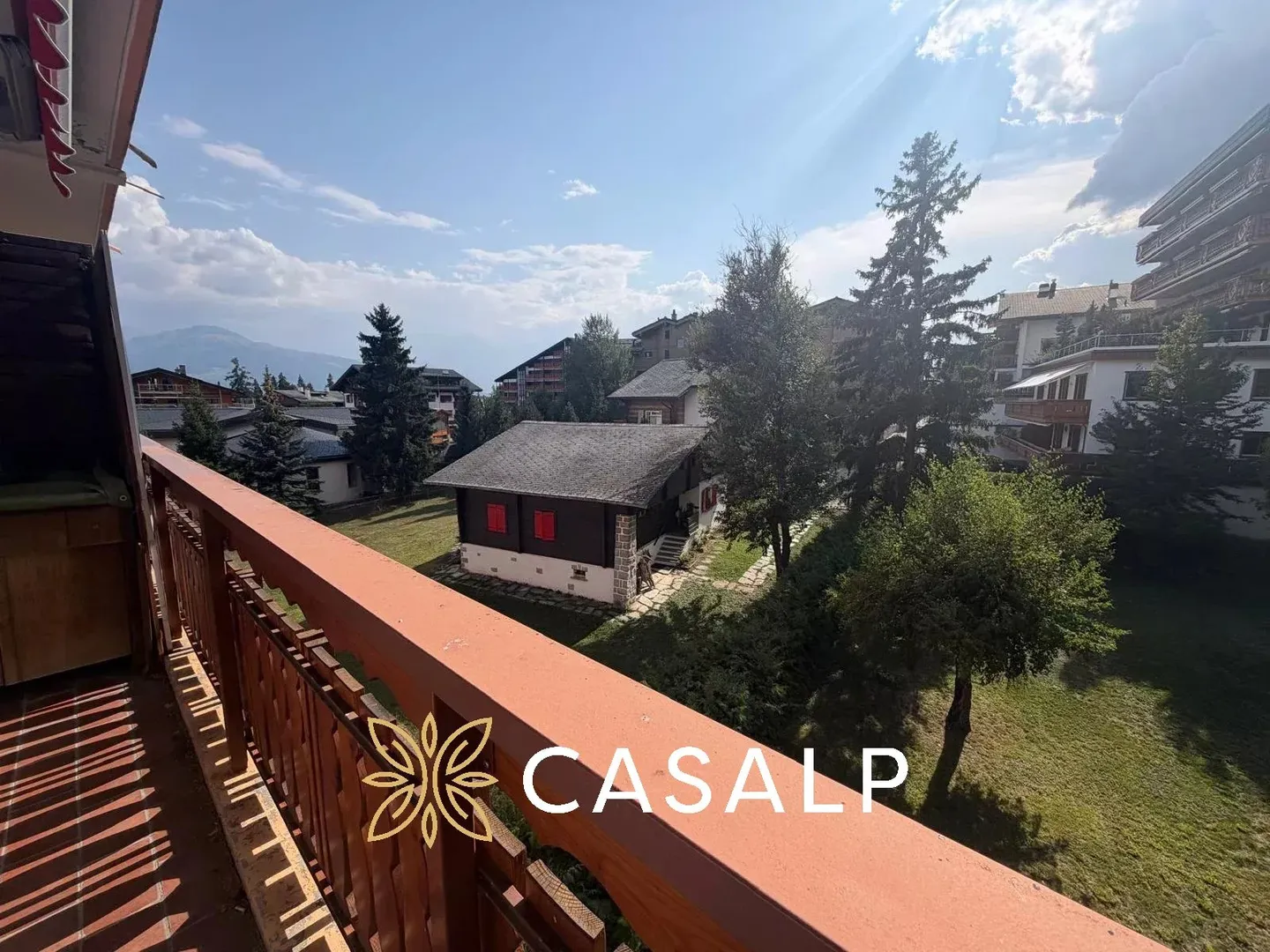 Charming 2.5 rooms - Central Street Crans - Photo 1 of 13