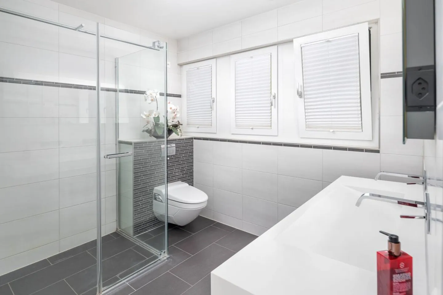 Charmantes Einfamilienhaus mit Wohnung - Foto 10 von 10