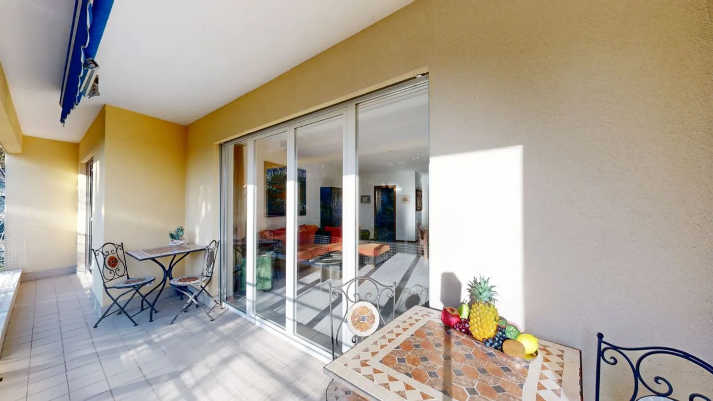 Appartement confortable avec vue sur Locarno et le lac Majeur - Photo 3 sur 12