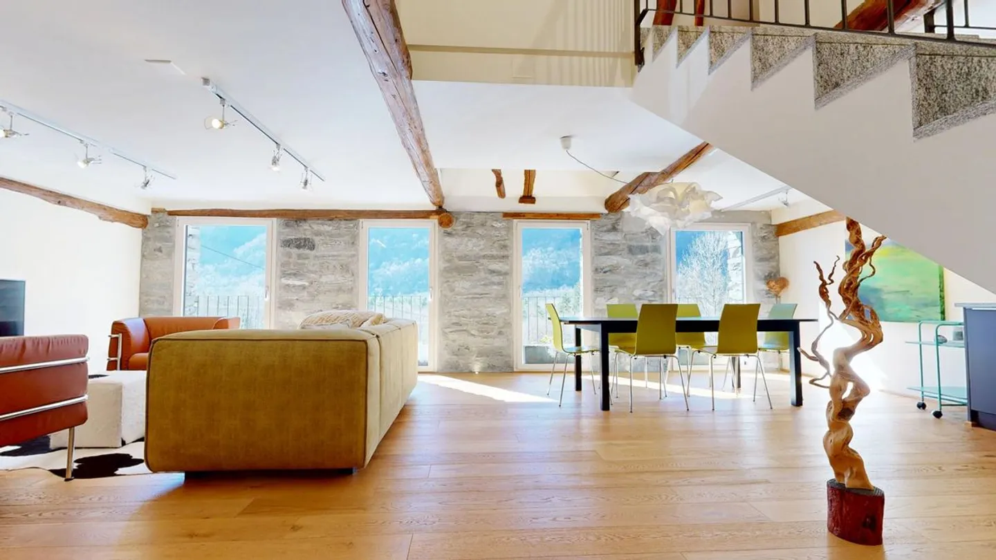 L'architecture rencontre le charme rustique : Une expérience de vie unique à Maggiatal - Photo 5 sur 11