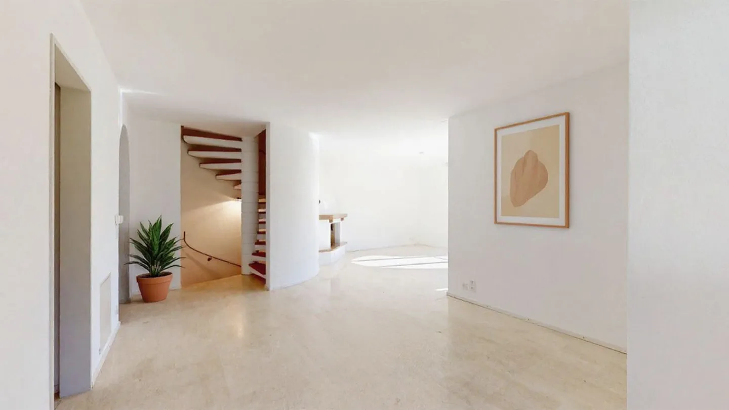 Ein Haus, das Ihr Herz berührt - mediterranes Wohnglück in Arcegno - Foto 6 von 13