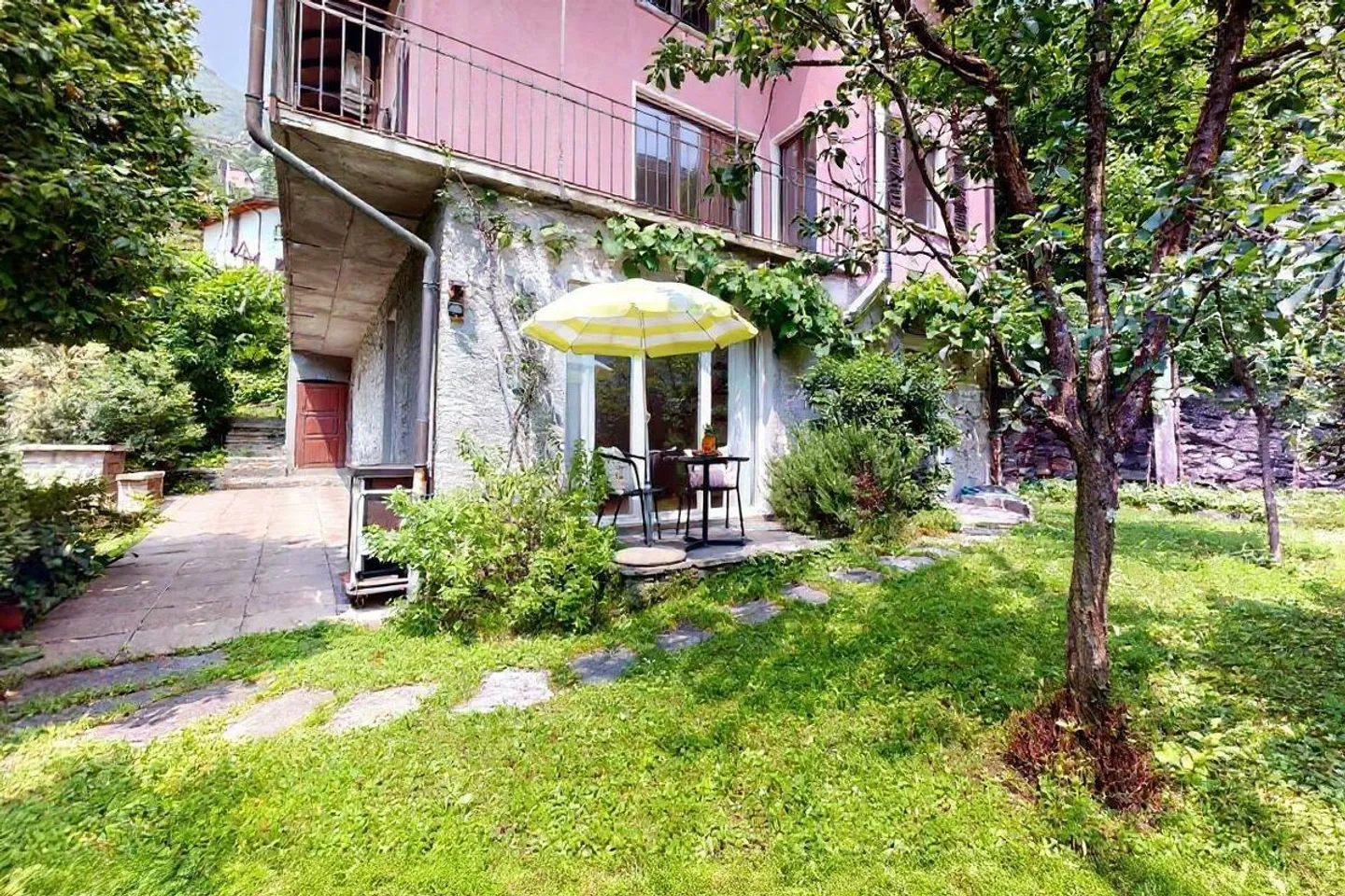 Ruhe, Licht und Geborgenheit - Einfamilienhaus am Riale Remorino - Foto 5 von 13