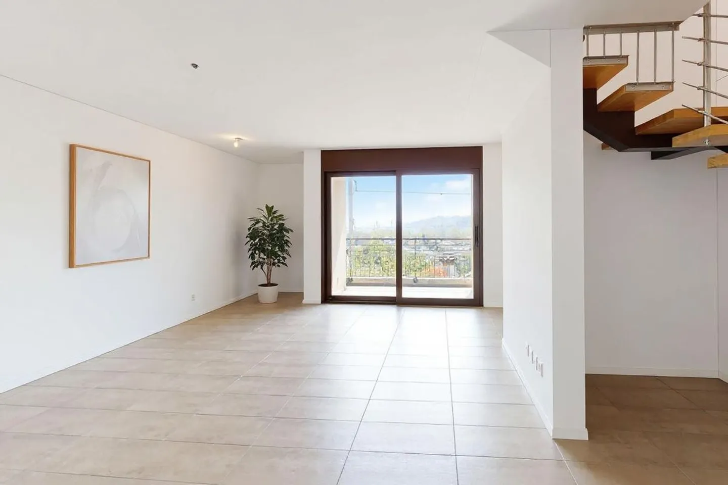 La vostra nuova casa a Tegna - moderna, accogliente, in posizione tranquilla - Foto 3 di 9