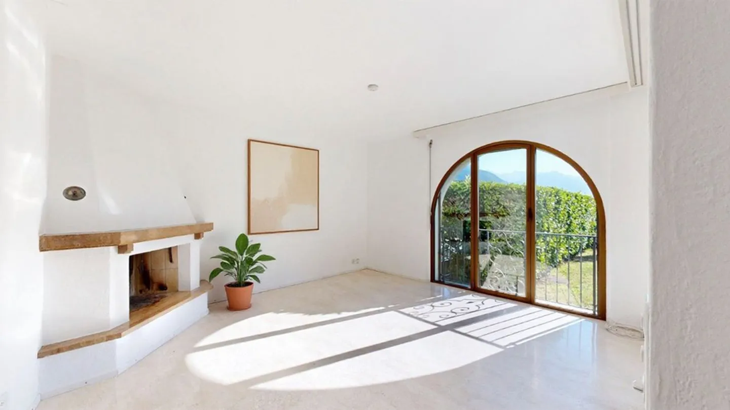Ein Haus, das Ihr Herz berührt - mediterranes Wohnglück in Arcegno - Foto 5 von 13