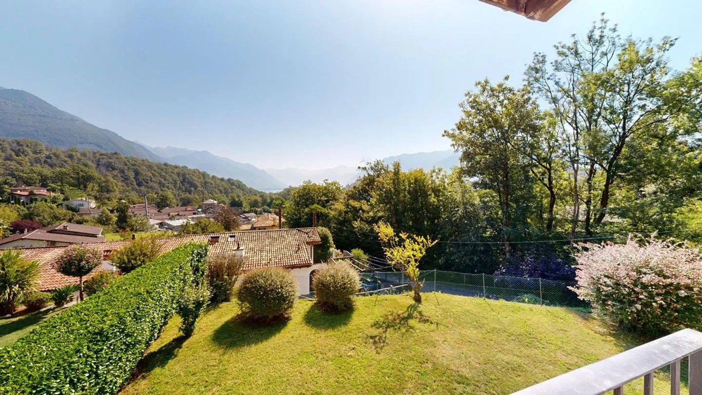 Ein Haus, das Ihr Herz berührt - mediterranes Wohnglück in Arcegno - Foto 13 von 13
