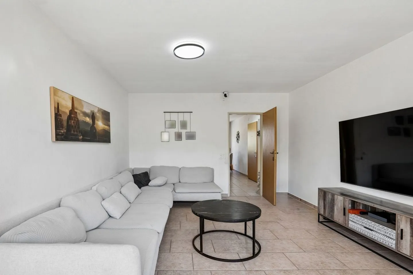 Appartement lumineux de 3,5 pièces avec vue à Fislisbach - Photo 4 sur 13