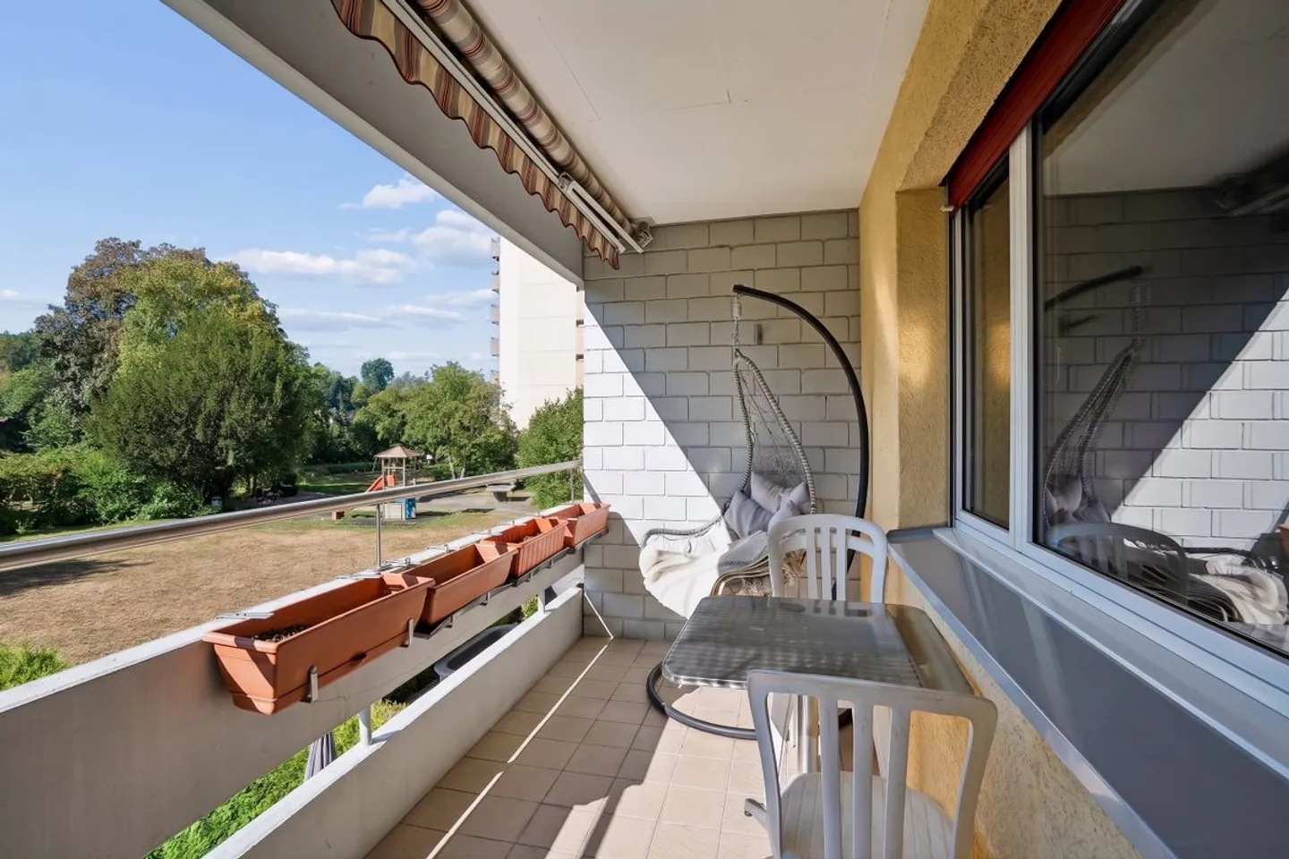 Appartement lumineux de 3,5 pièces avec vue à Fislisbach - Photo 10 sur 13