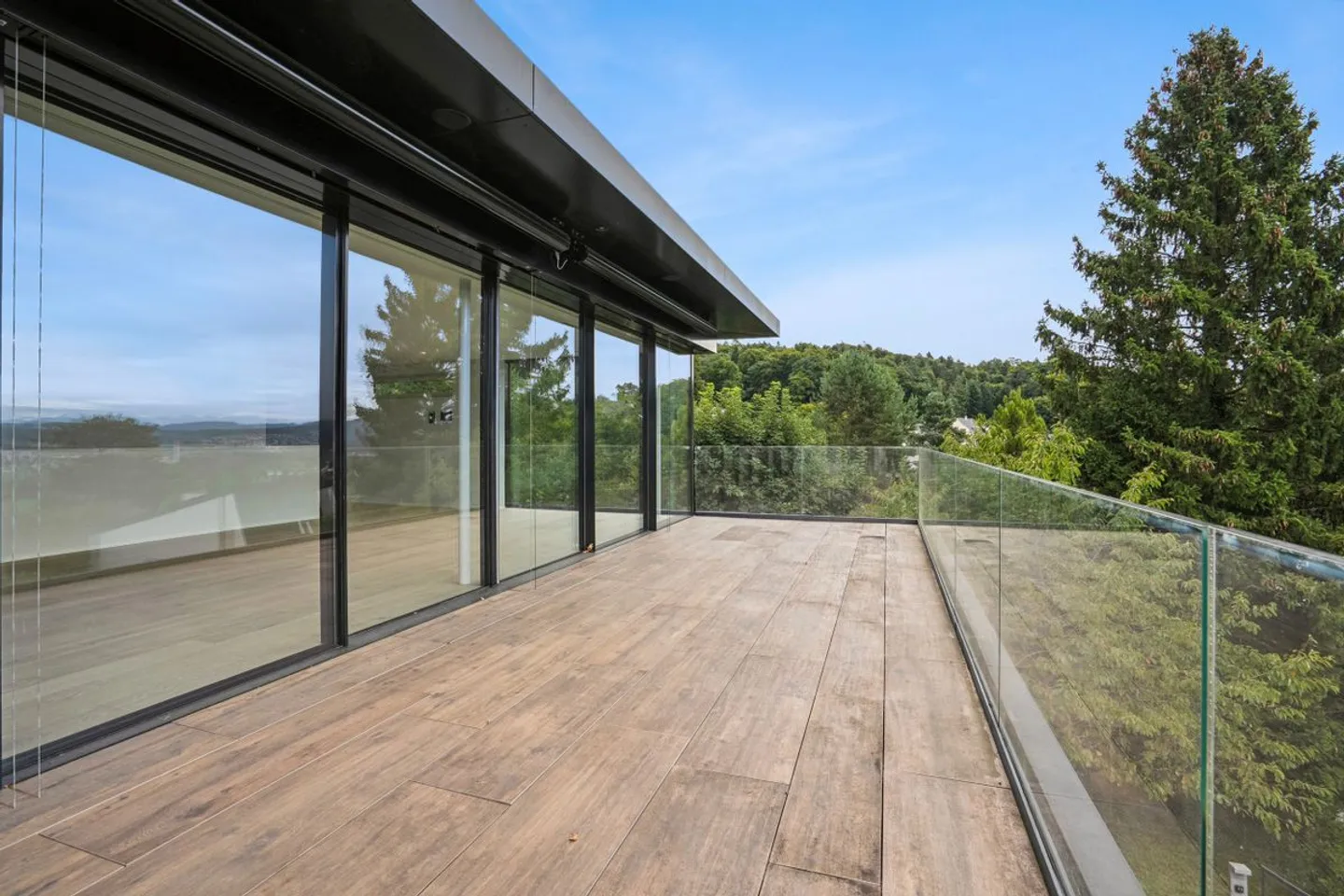 Luxuriöses Doppelhaus - Foto 1 von 13