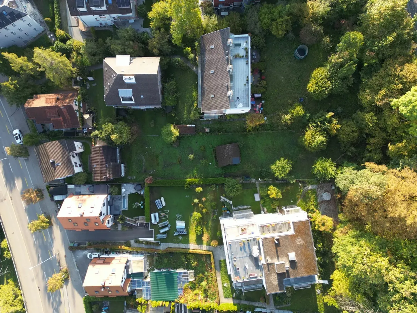 Buy building land W2bII in sunny hillside location in Zurich - Photo 2 of 4