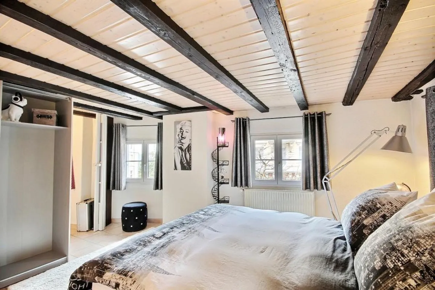 CACHET UNIQUE AU CENTRE VILLE - Photo 5 sur 5