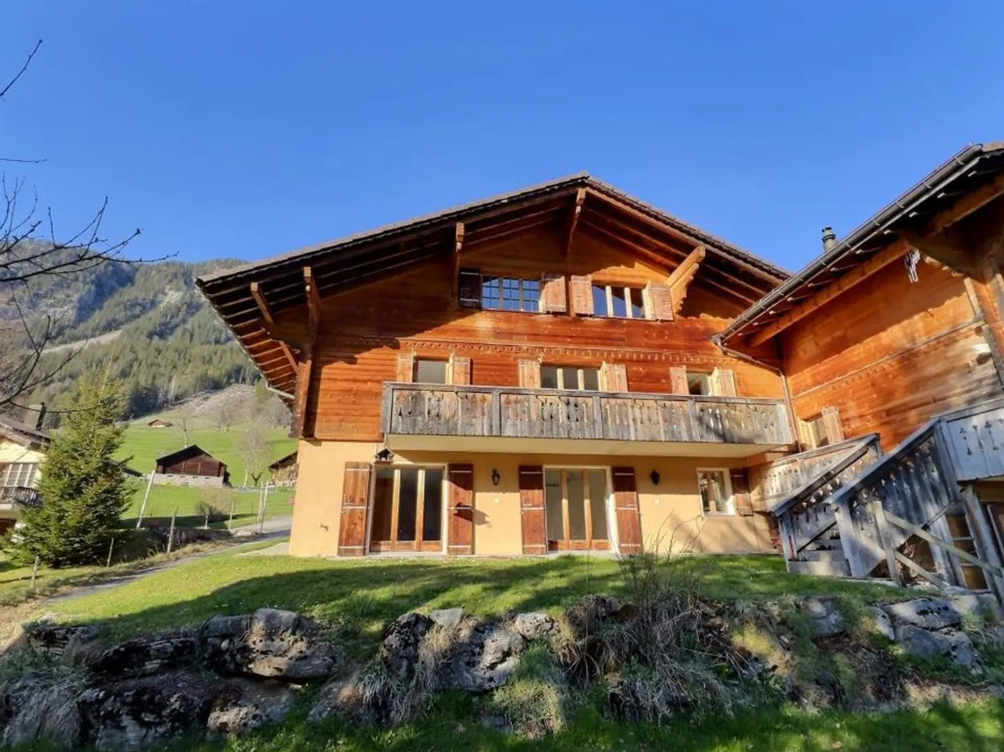 Chalet mitoyen à l'Etivaz - Photo 1 sur 5