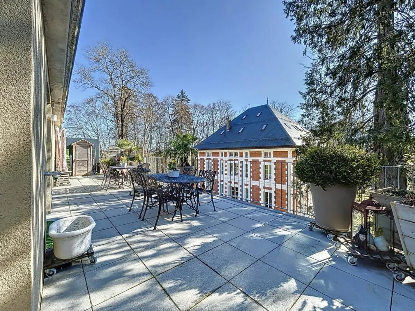 OPPORTUNITÀ - SPAZI AMPI IN UNA ZONA TRANQUILLA - Foto 4 di 5