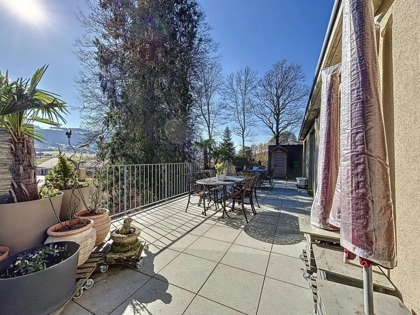 OPPORTUNITÀ - SPAZI AMPI IN UNA ZONA TRANQUILLA - Foto 3 di 5