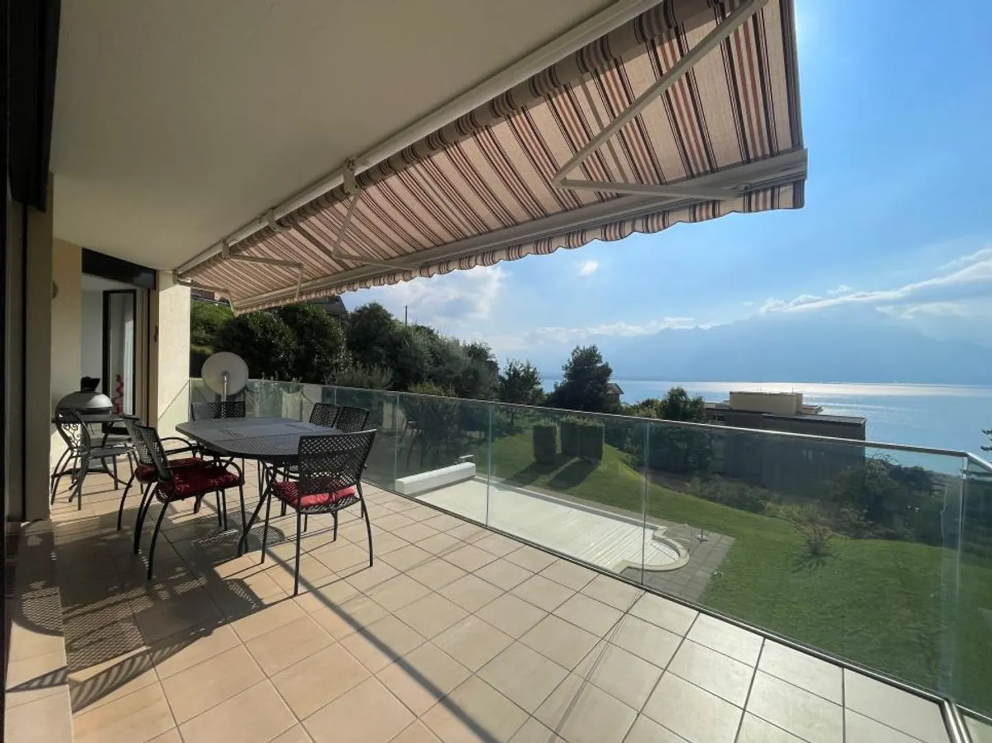 Amenities of a Villa with a Very Beautiful View - Photo 3 of 5