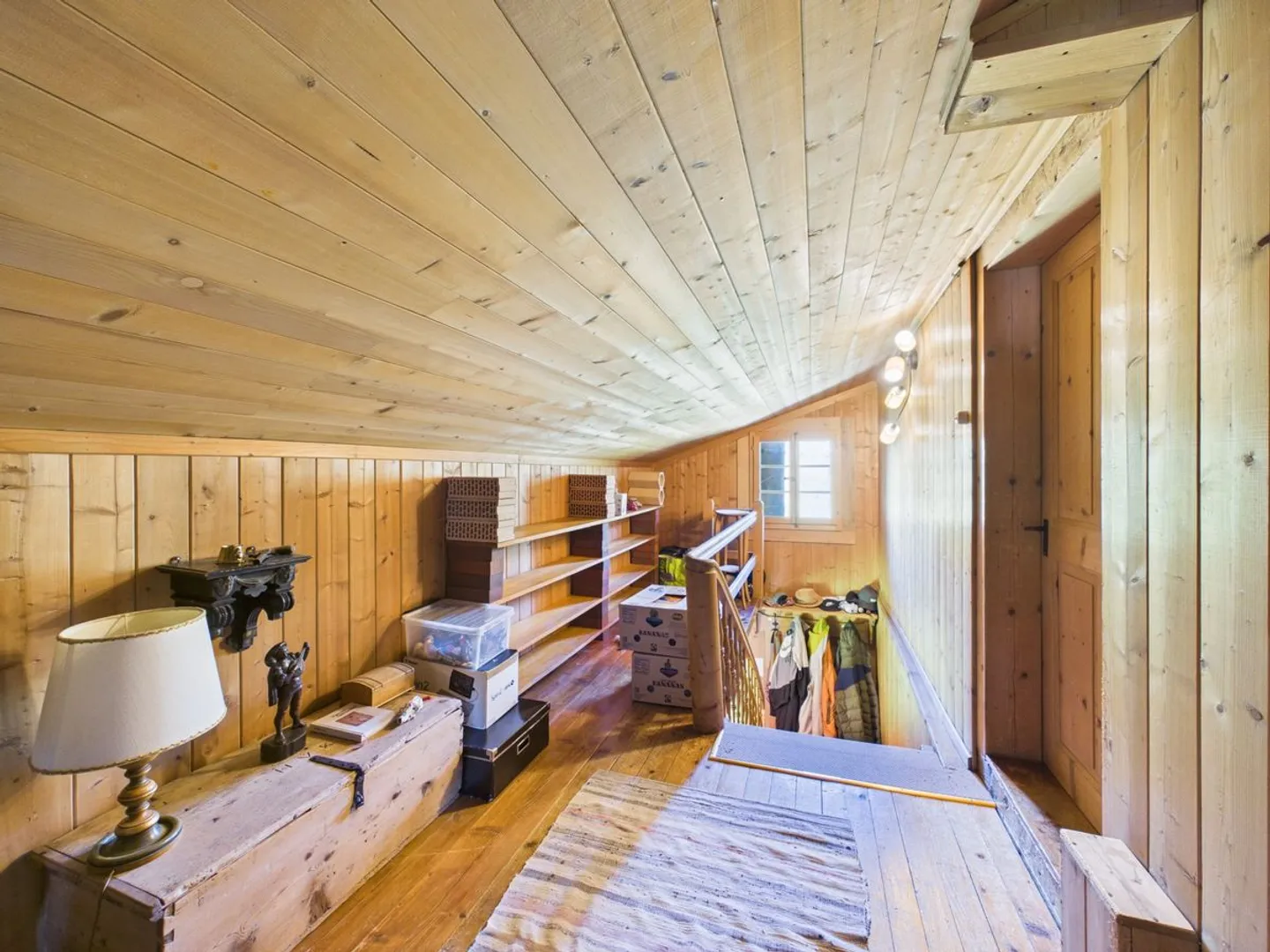 Rara opportunità di un antico chalet in vendita a Château-d'Oex - Foto 11 di 13